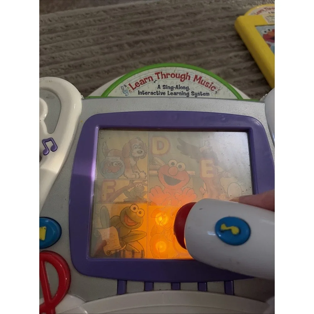 2002 Mattel Learn Through Music Interactive System Fisher Price WITH 3 Books‎
